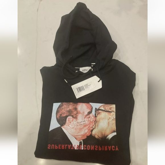 NWT Unisex WESC Premium "Mike Kiss" Hoodie - Picture 4 of 6